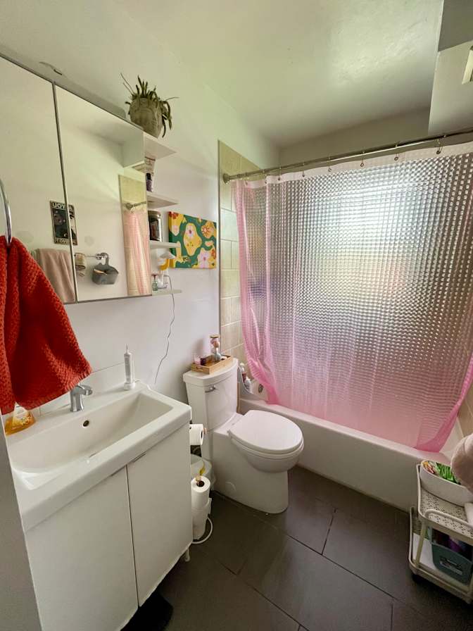Victoria's room