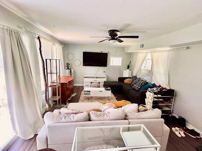 Hannah's room