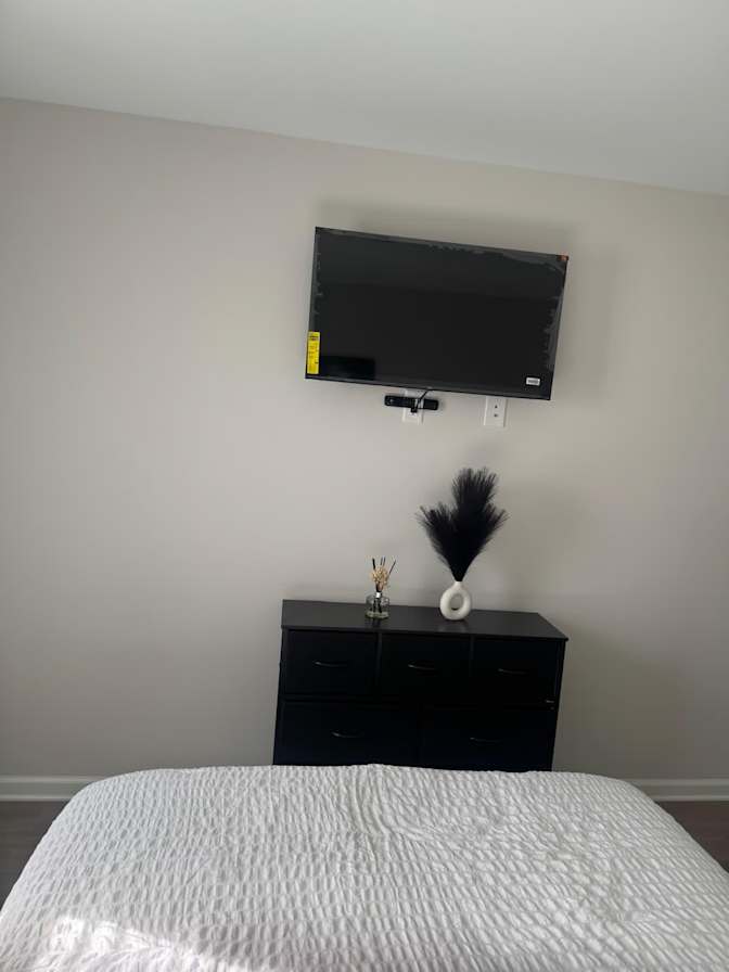 Amoya's room