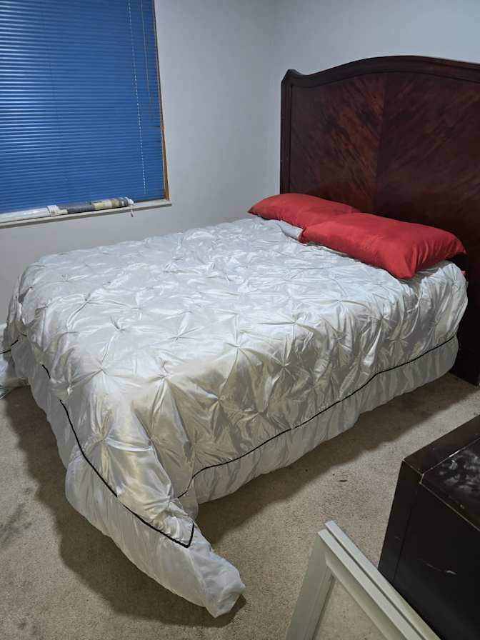 Carl's room