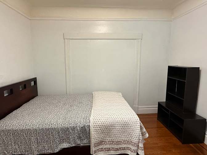 Sandy's room