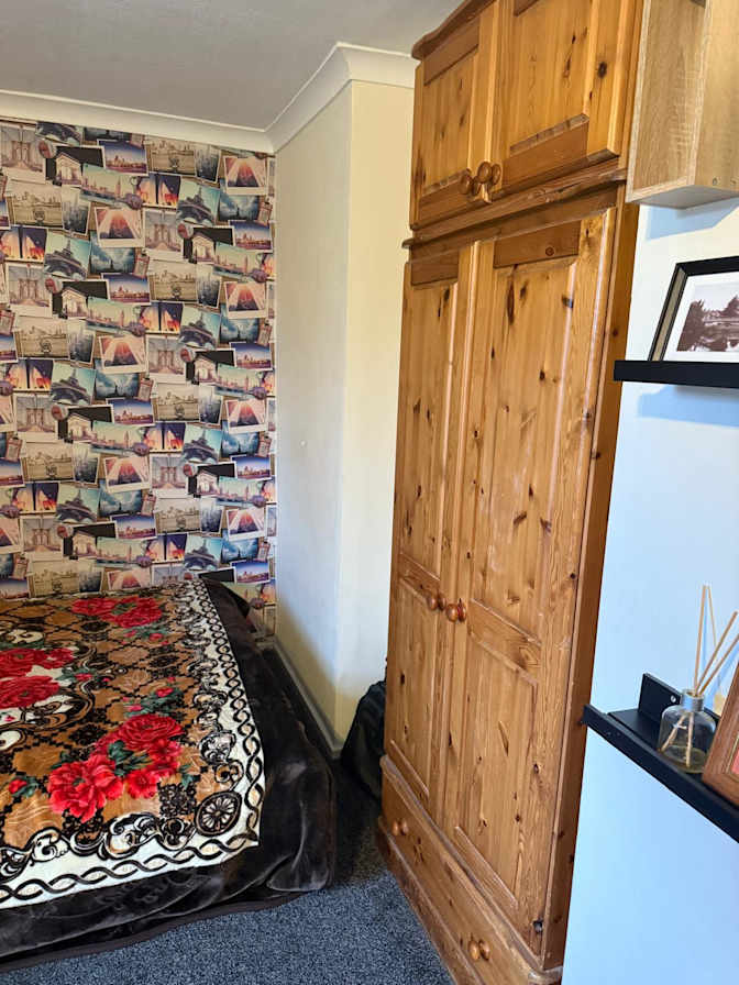 Salman's room