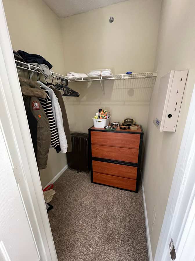 Louis's room