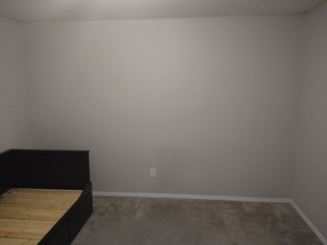 Thomas's room