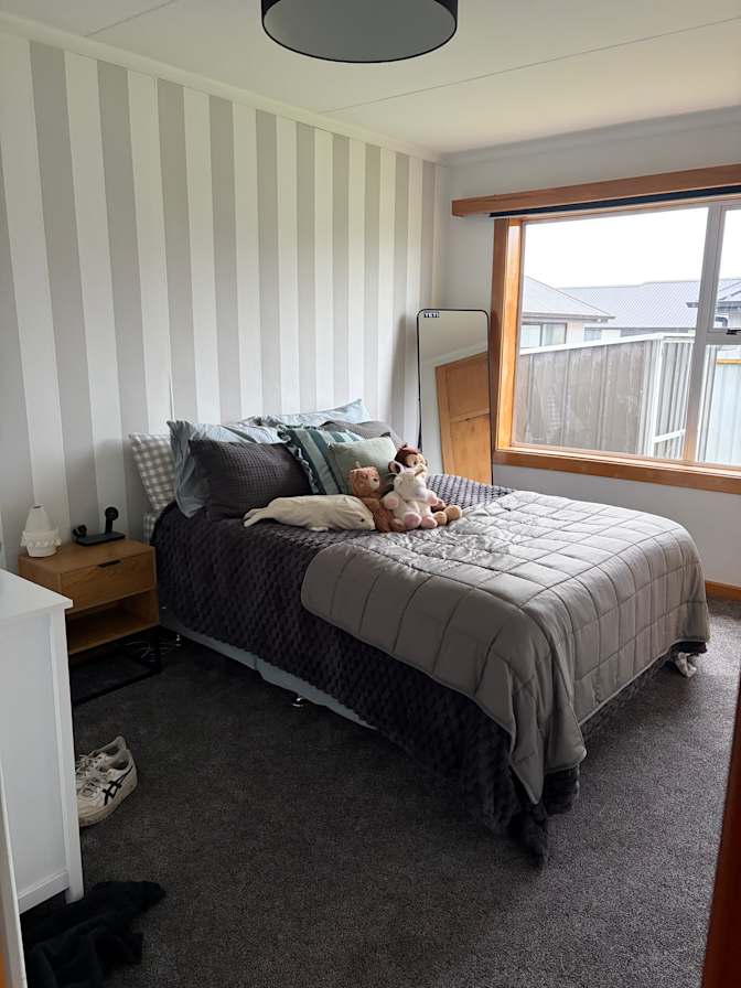 Jade's room