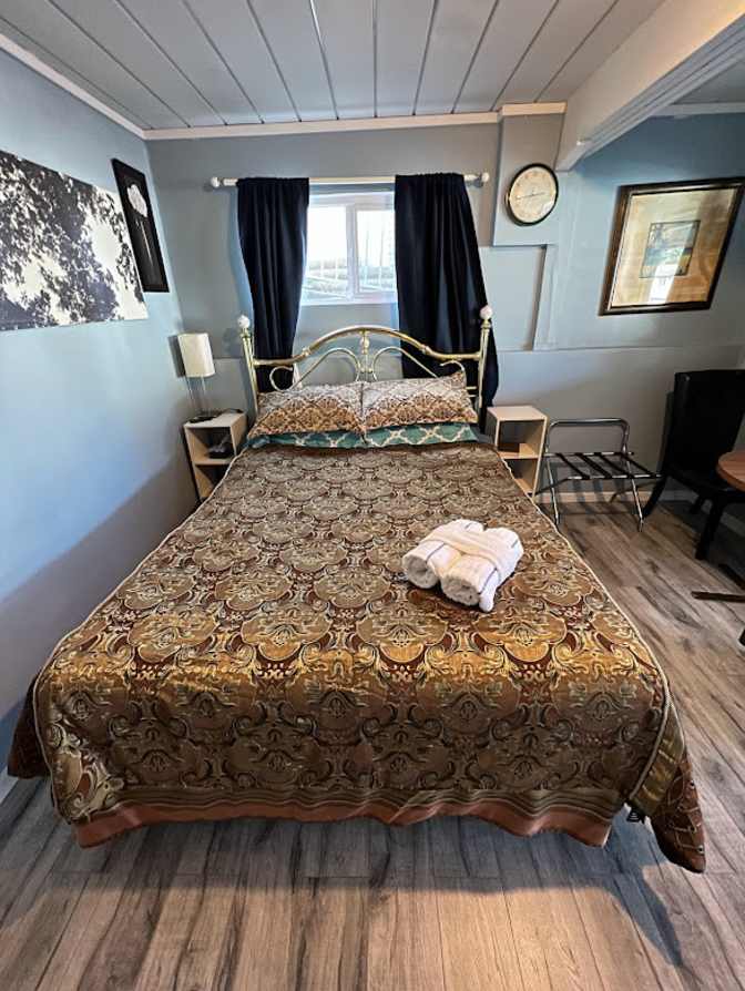 Anita's room