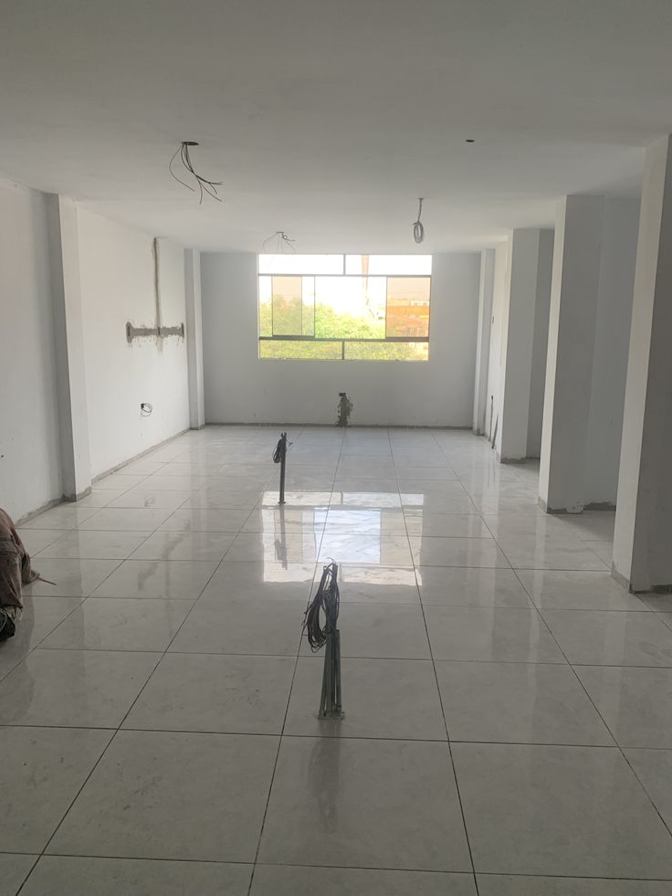 Llwazi hadebe's room