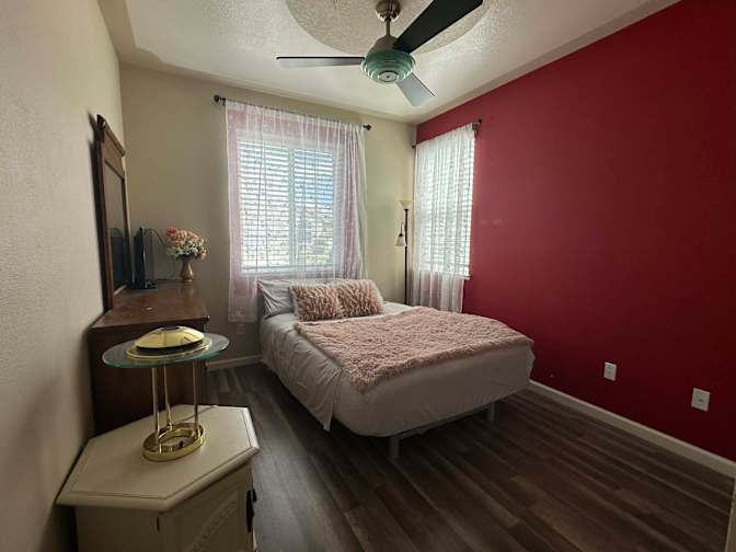 VivJen's room