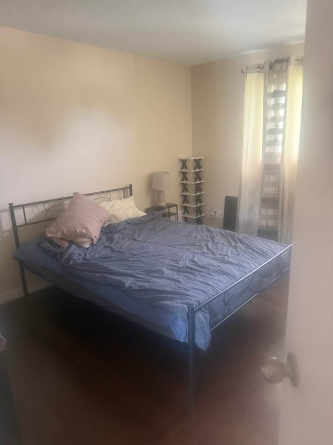 Liza's room