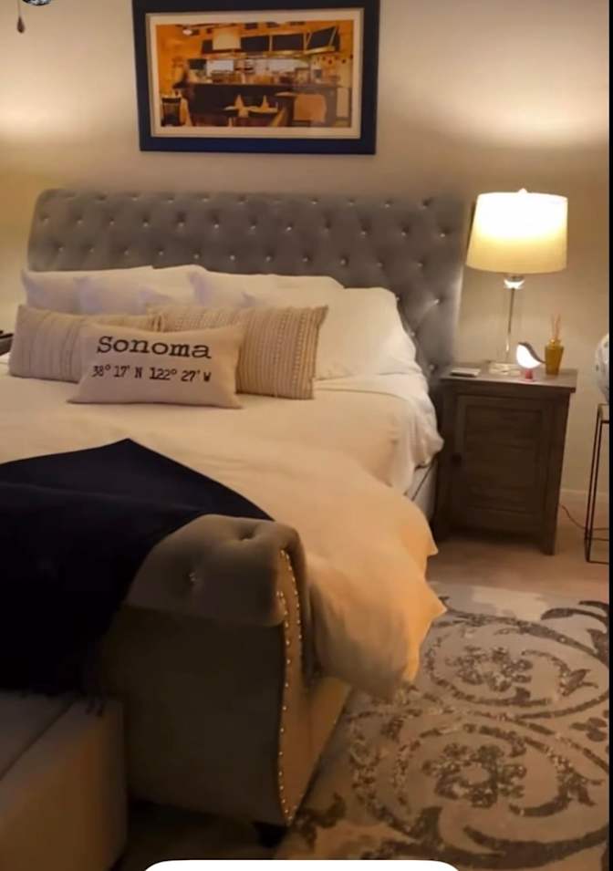 Koji's room