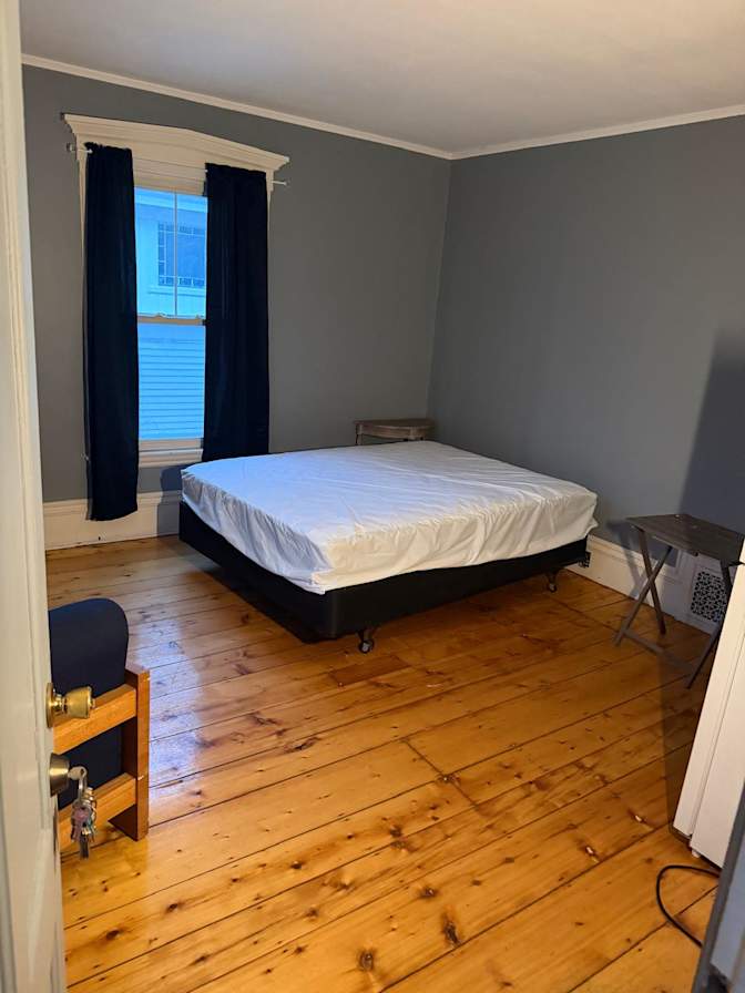 Tony's room