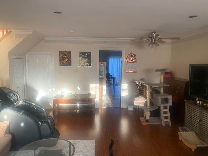 Louis-Thomas's room