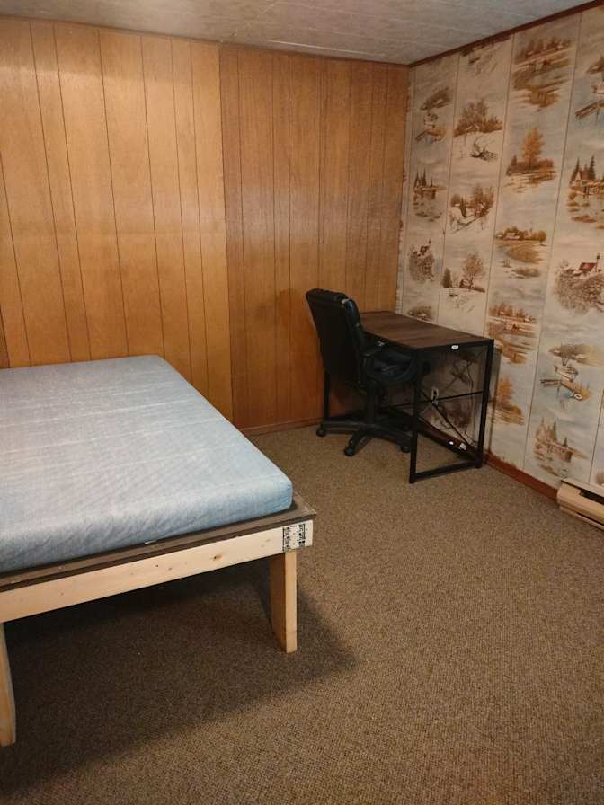 Supreet's room