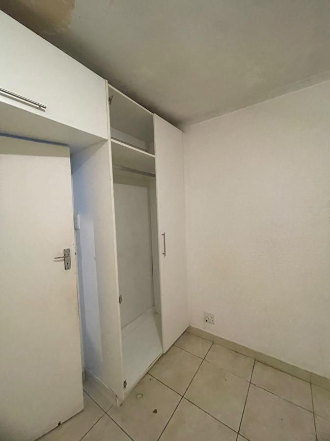 Zanele's room