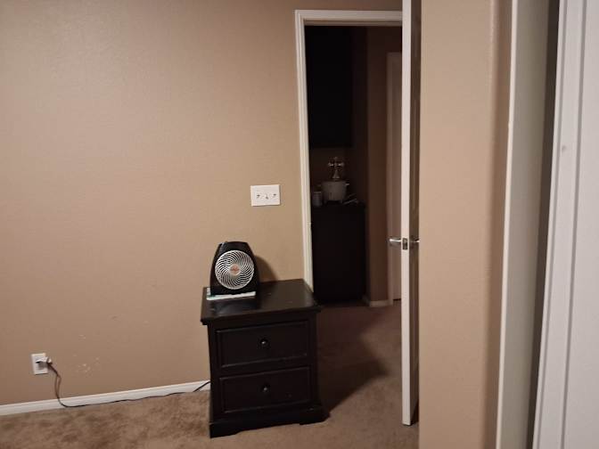 Laire's room