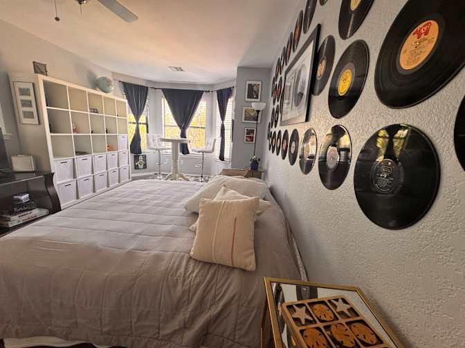Mary's room