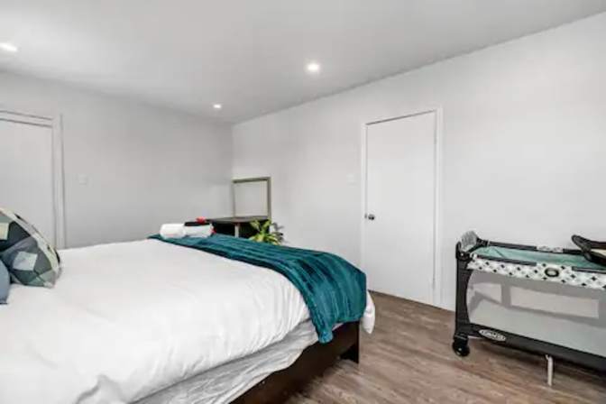 harshprateek sachar's room