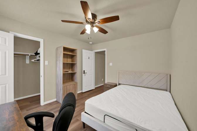 PadSplit's room