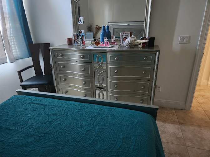 Michelle W Allen's room