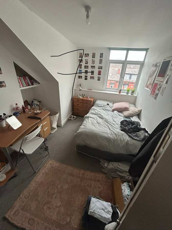 Ruhi's room