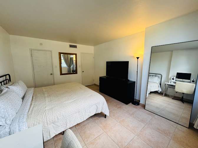 Florencia's room