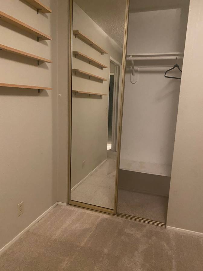 taylor's room