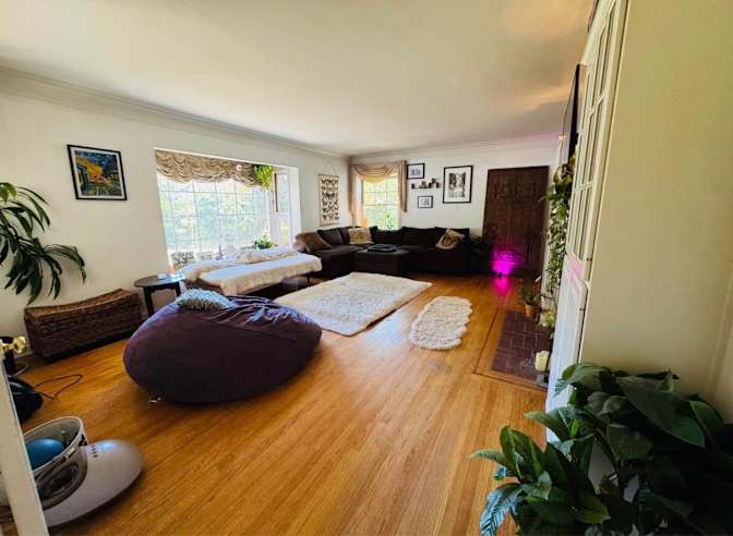 Lisa's room