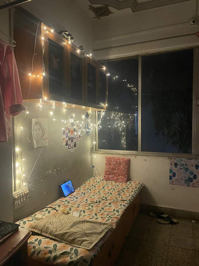 Sonali's room
