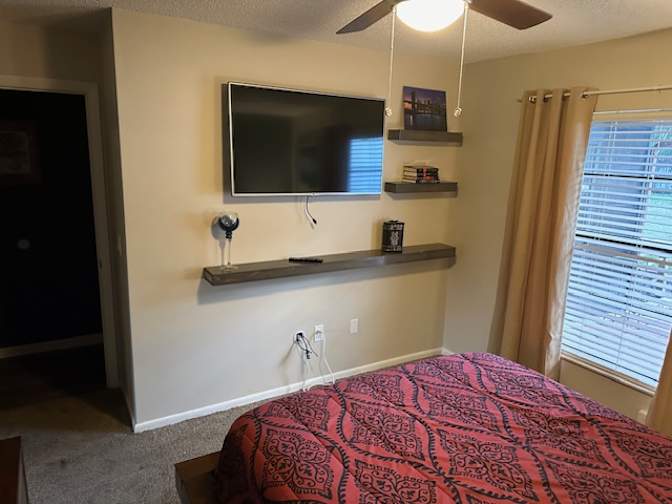 G Dallas's room