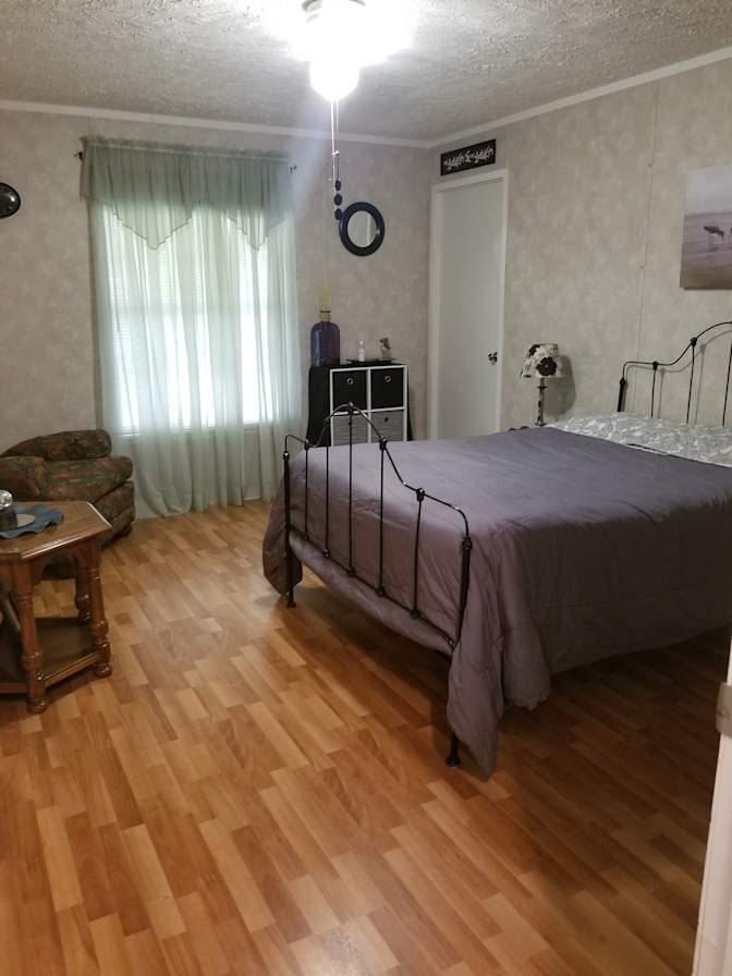 Denice's room