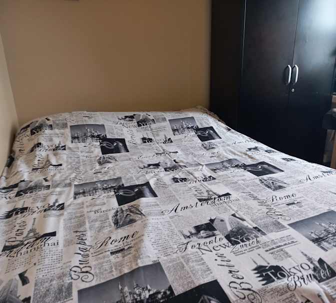 SALVADOR S's room