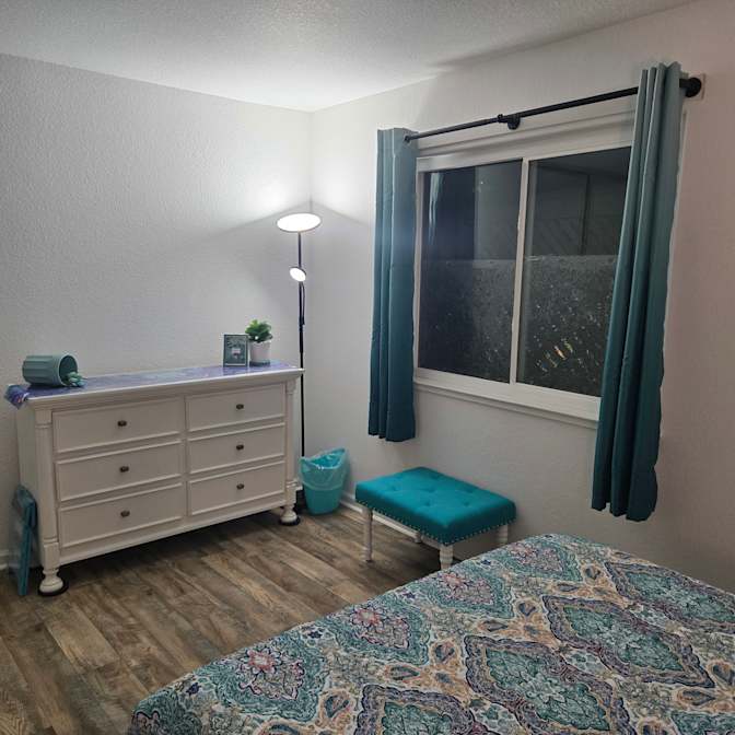 Shonda's room