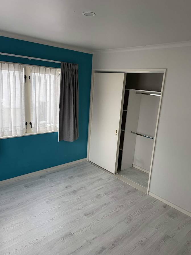 Shirvani's room