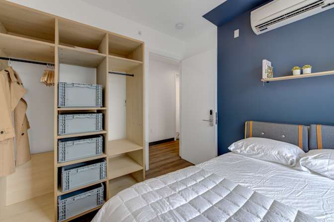 Liza's room