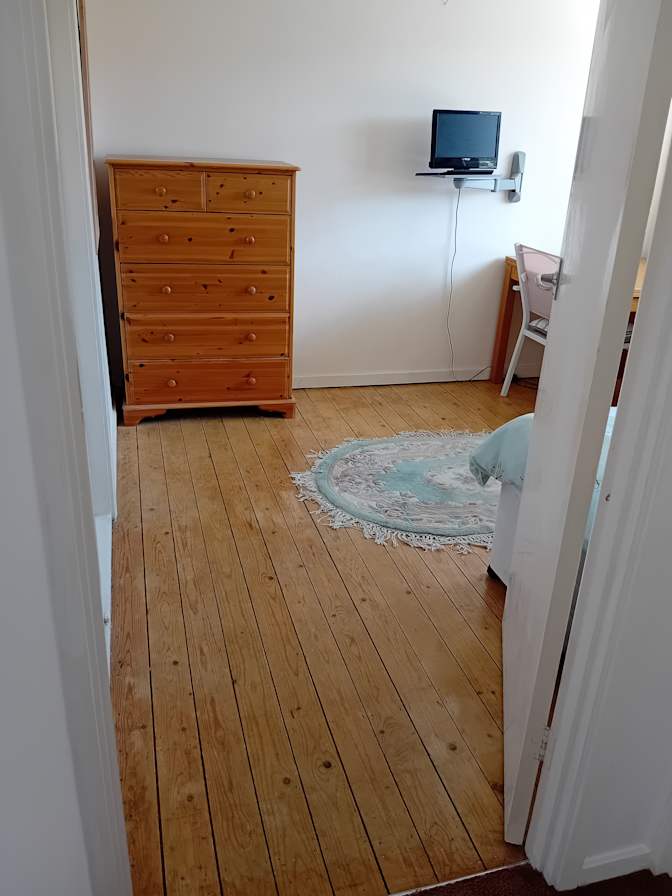 Ellen's room