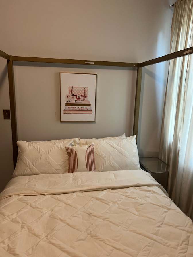 Carlisa's room