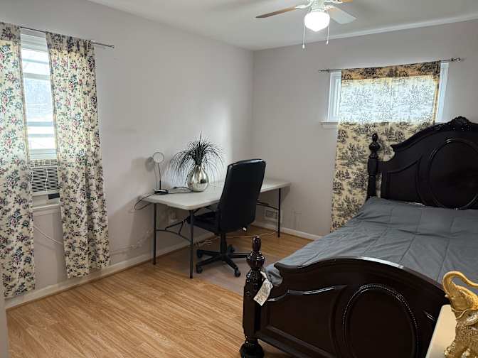 Ravi's room