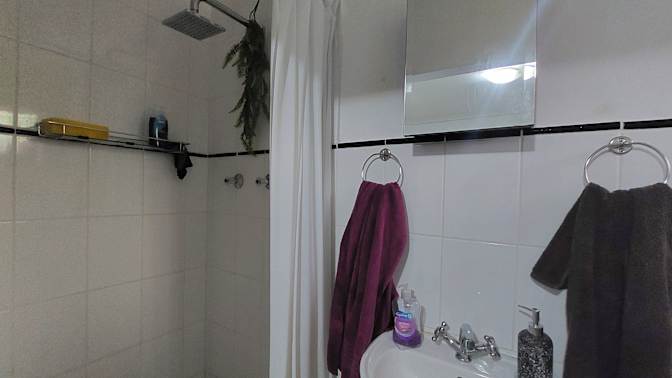 Thanda's room