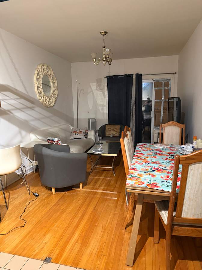 Abood's room