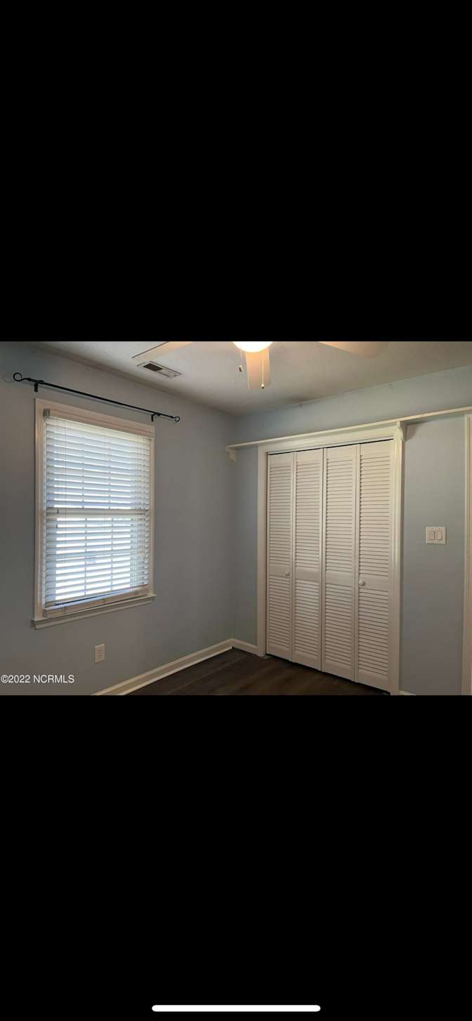 Efrain's room