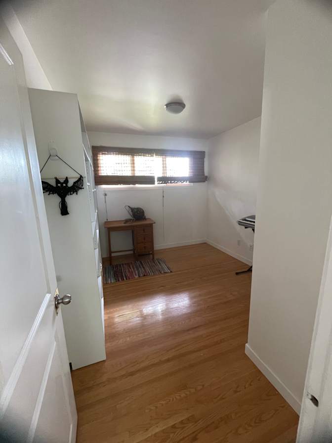 Meghan Lyons's room