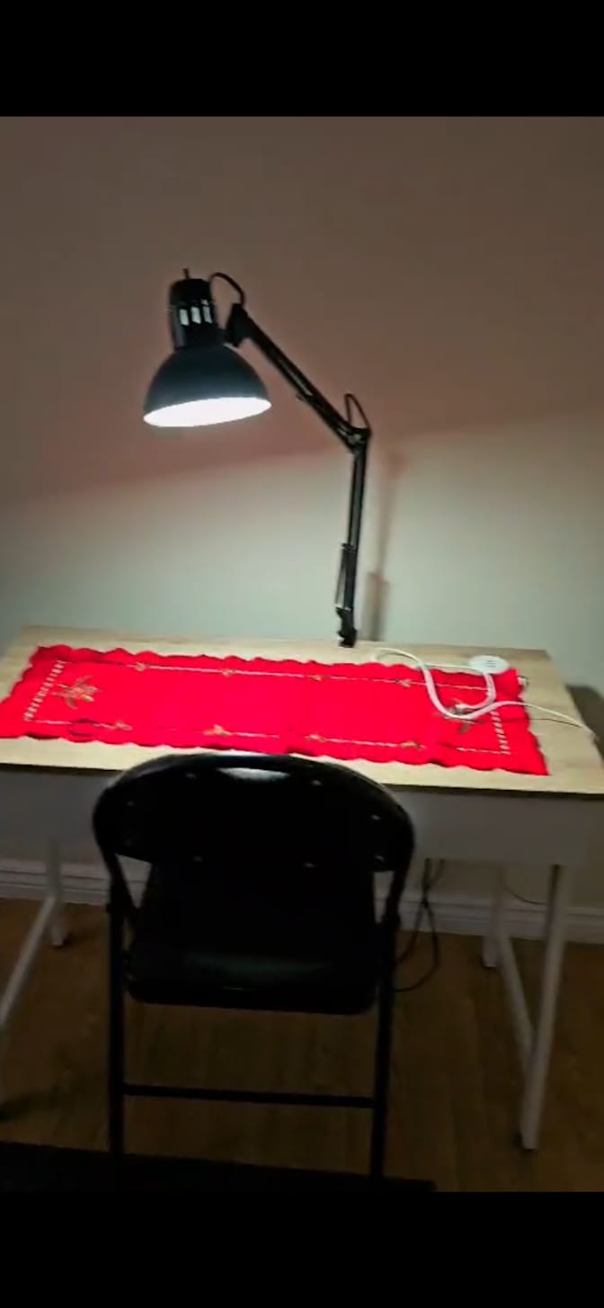 Jeanne Christelle Vendeuse Motue kaptue's room