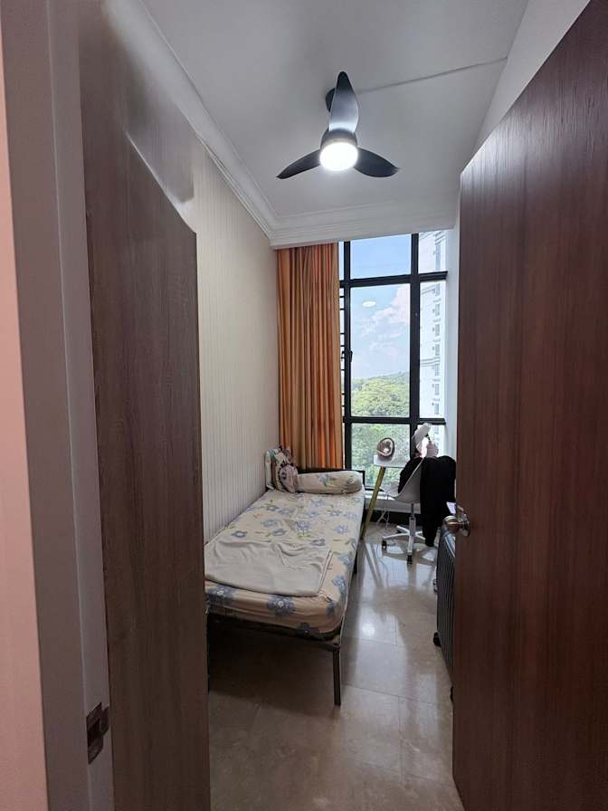 dorielle's room