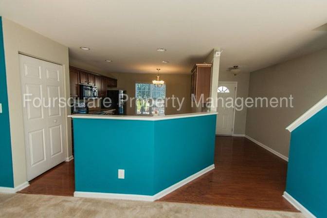 Alcove Rooms's room