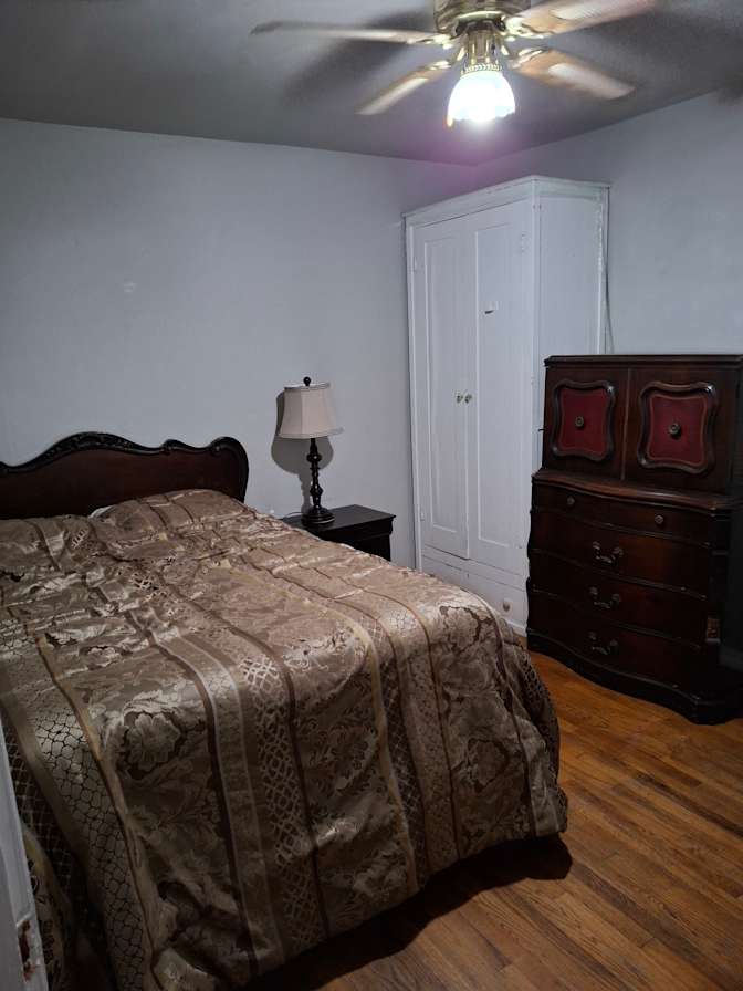 Kim's's room