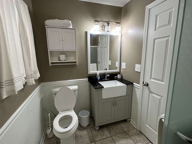 Geno's room