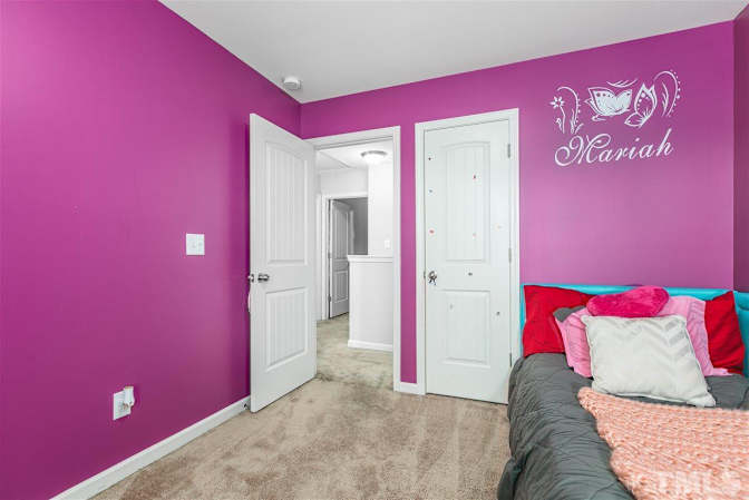 Alcove Rooms's room