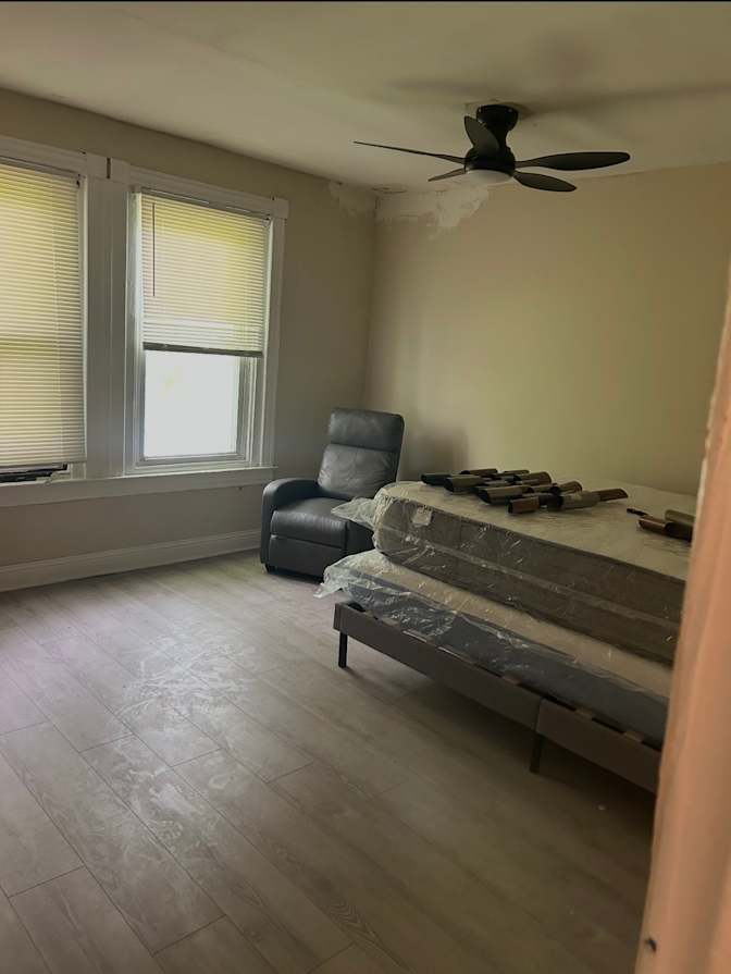 Tony Rome's room