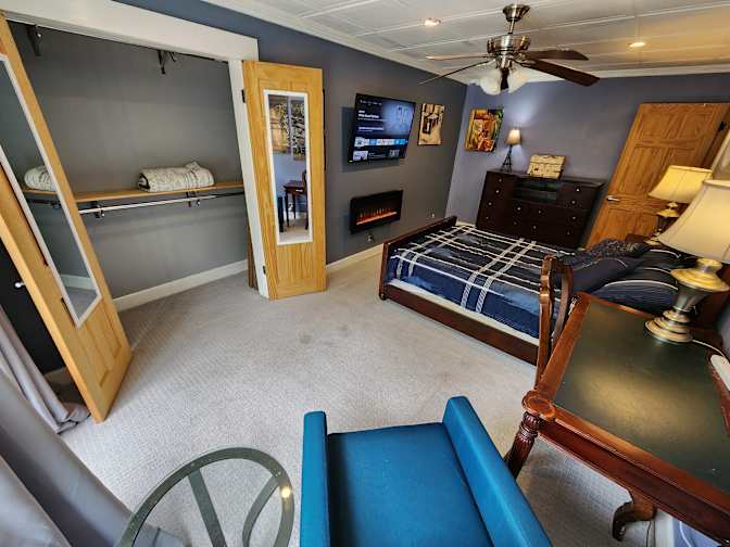 wdrinshed's room