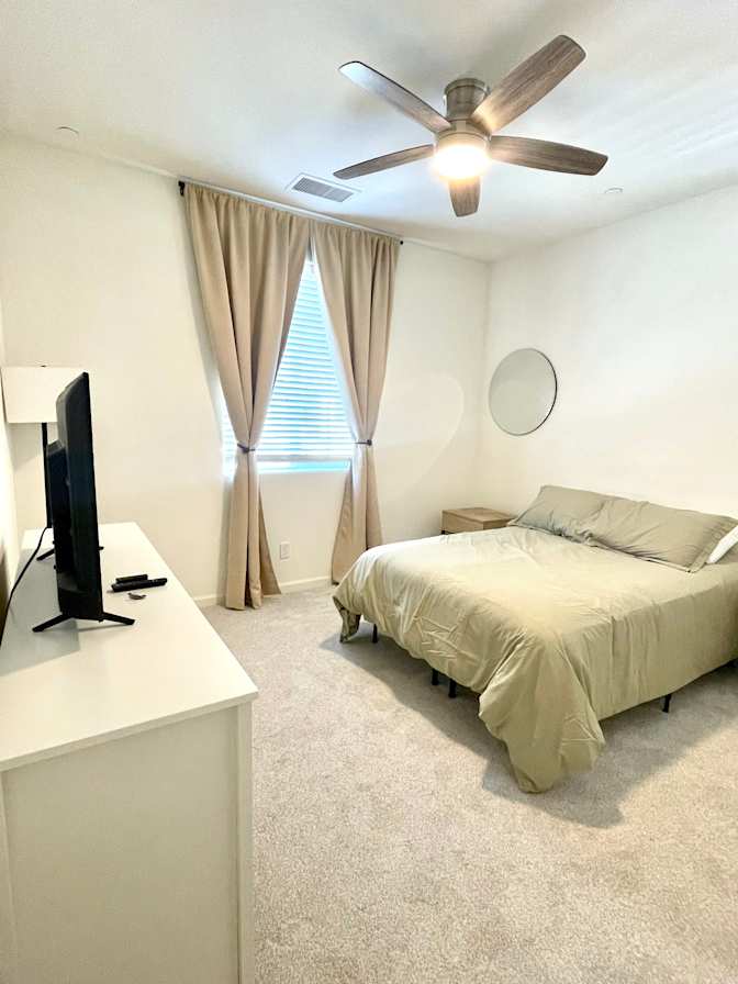 Clovis's room